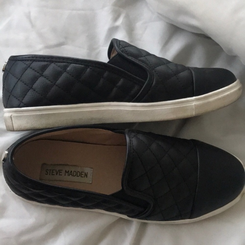steve madden black sneakers